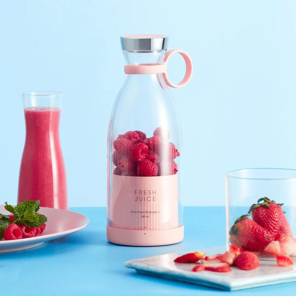 Compact Juice Blender